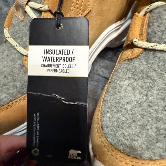 Sorel Women’s Kinetic Breakthru Carobou Waterproof Boots. New size 6.5. - Picture 4 of 7